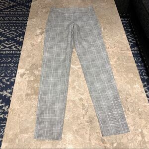 Korye Black and White Checkered XS stretch pants